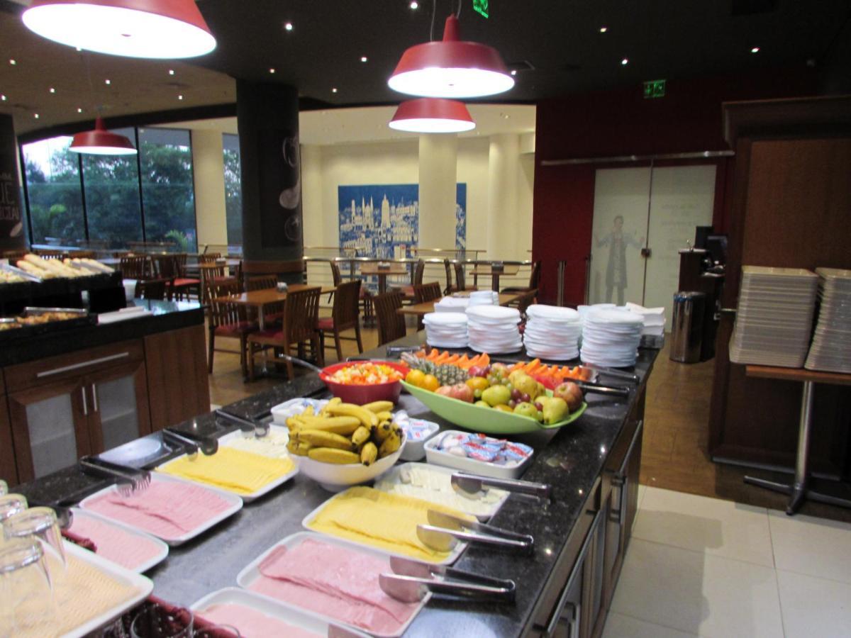 Hotel Ibis Sao Paulo Barra Funda Esterno foto